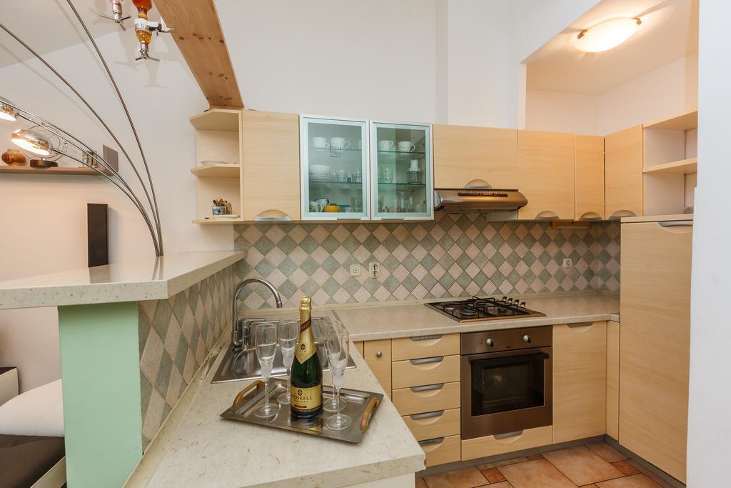 Apartments Ruzic Split Room photo