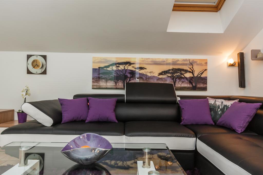 Apartments Ruzic Split Room photo