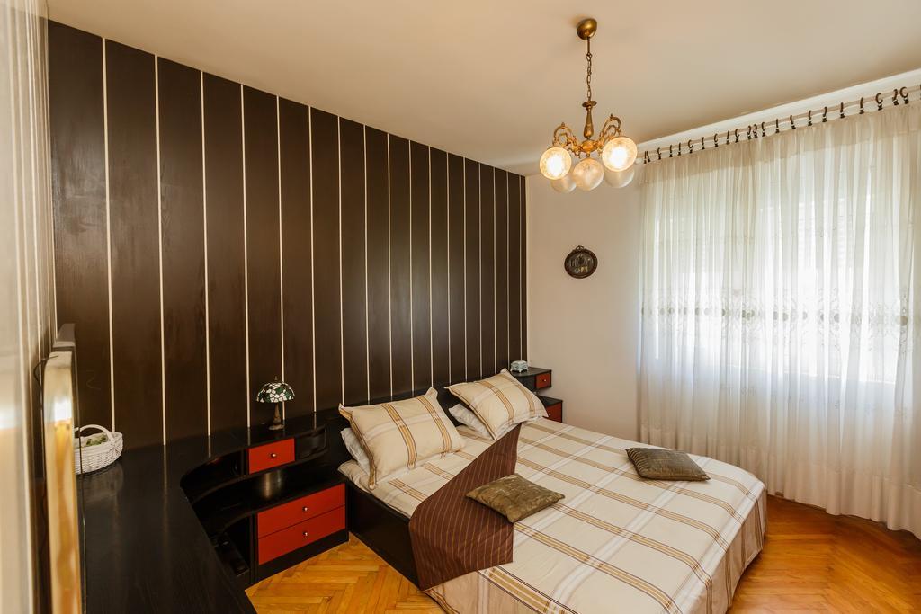 Apartments Ruzic Split Exterior photo